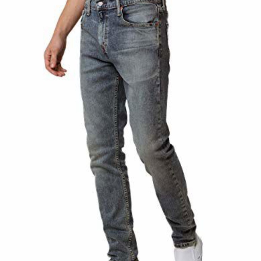 Levi's Gray Skinny Jeans with Medium Rise